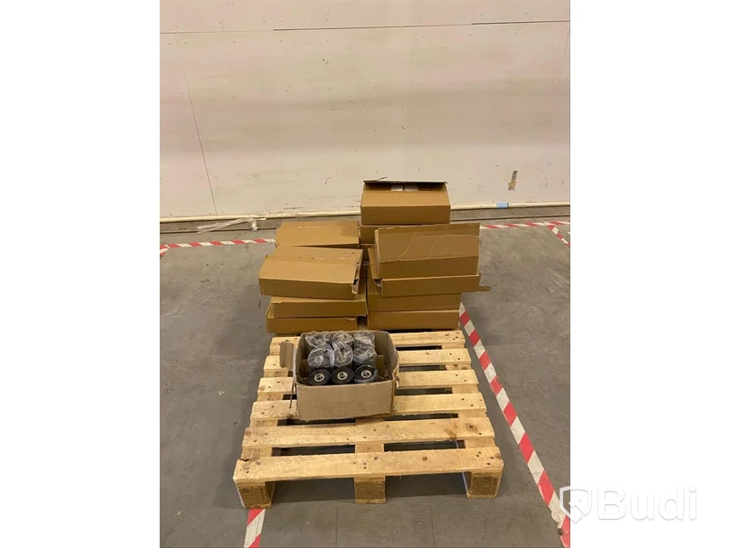 Packsedlar i formaten C5 samt C4 + 9 st rullar av inslagningsplast i svart ca 115 mm